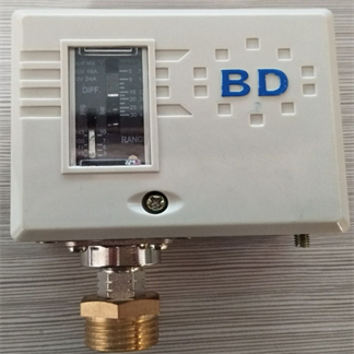 高、低壓保護(hù)裝置